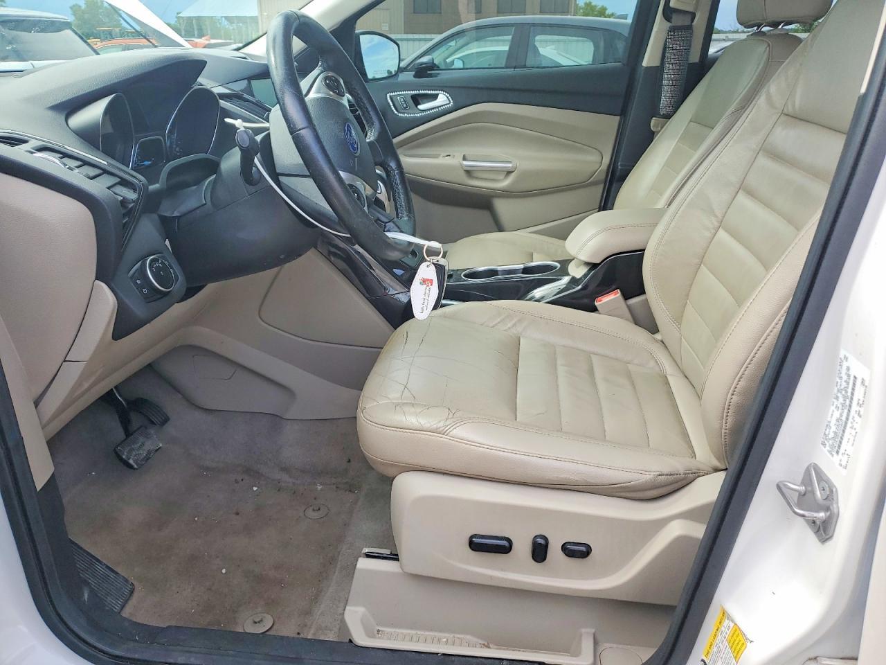 2016 Ford Escape Titanium - Фото 7