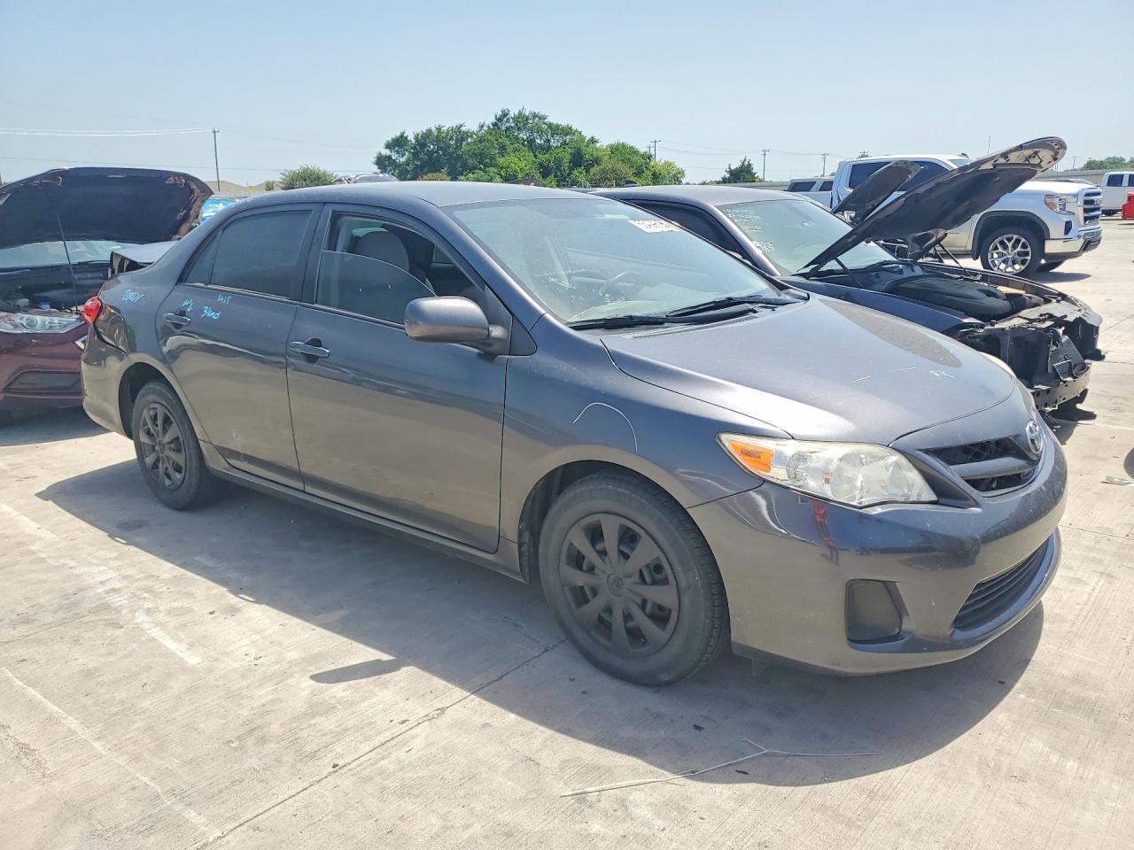 2011 Toyota Corolla Le - Фото 4