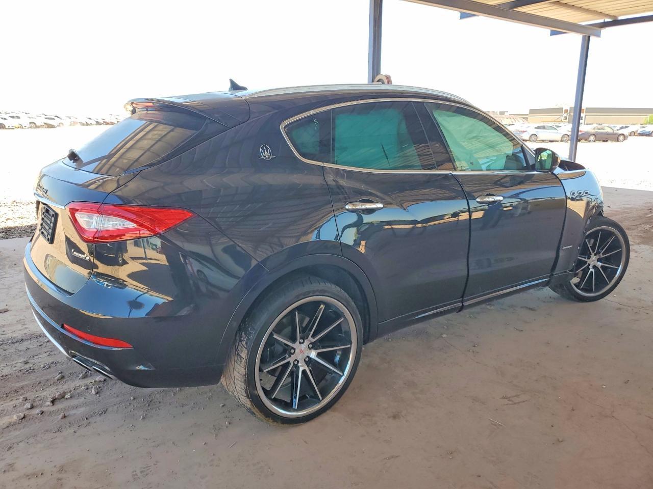 2018 Maserati Levante Luxury - Фото 3