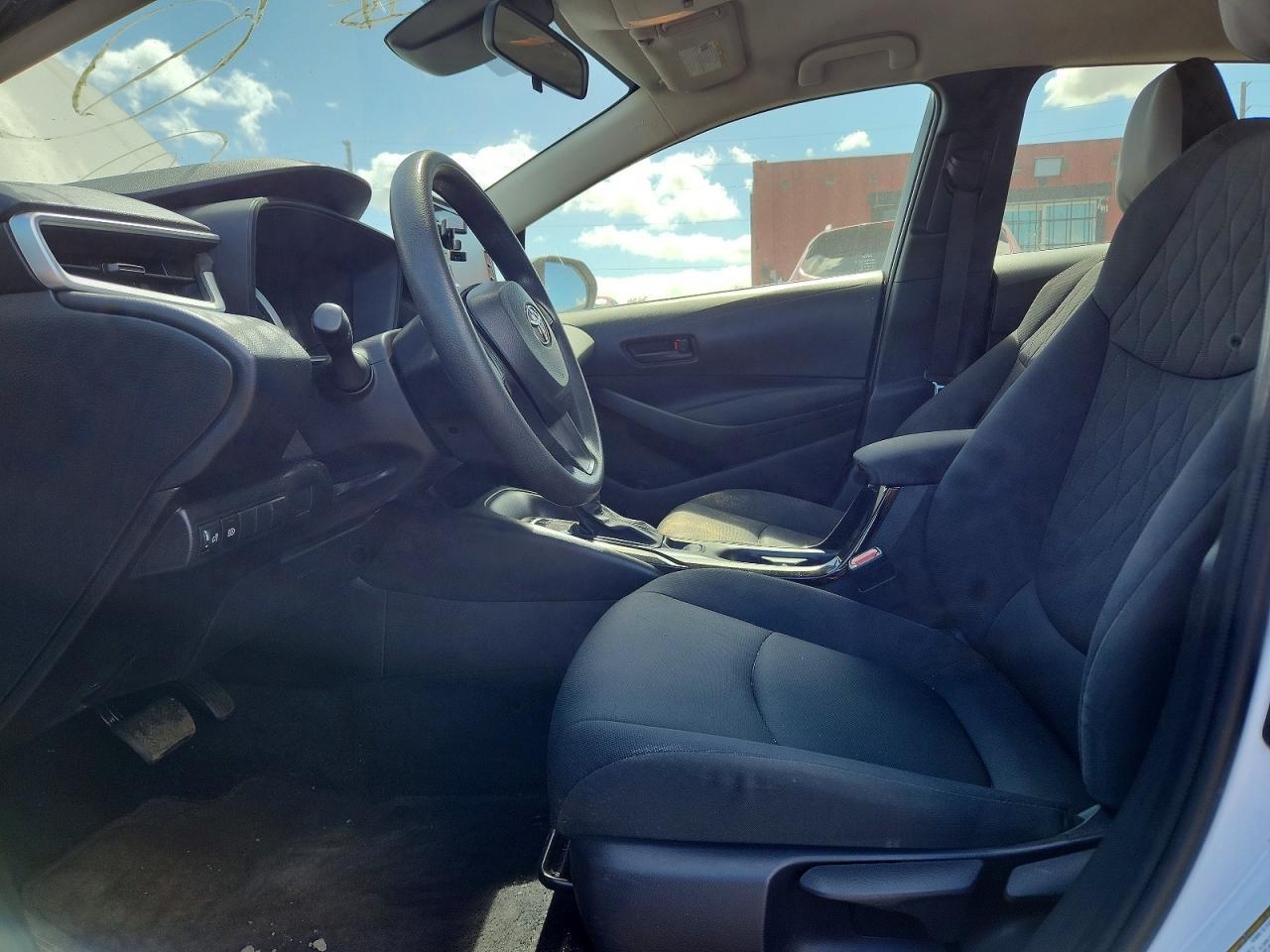 2022 Toyota Corolla Le Plus/Le Premium - Image 7
