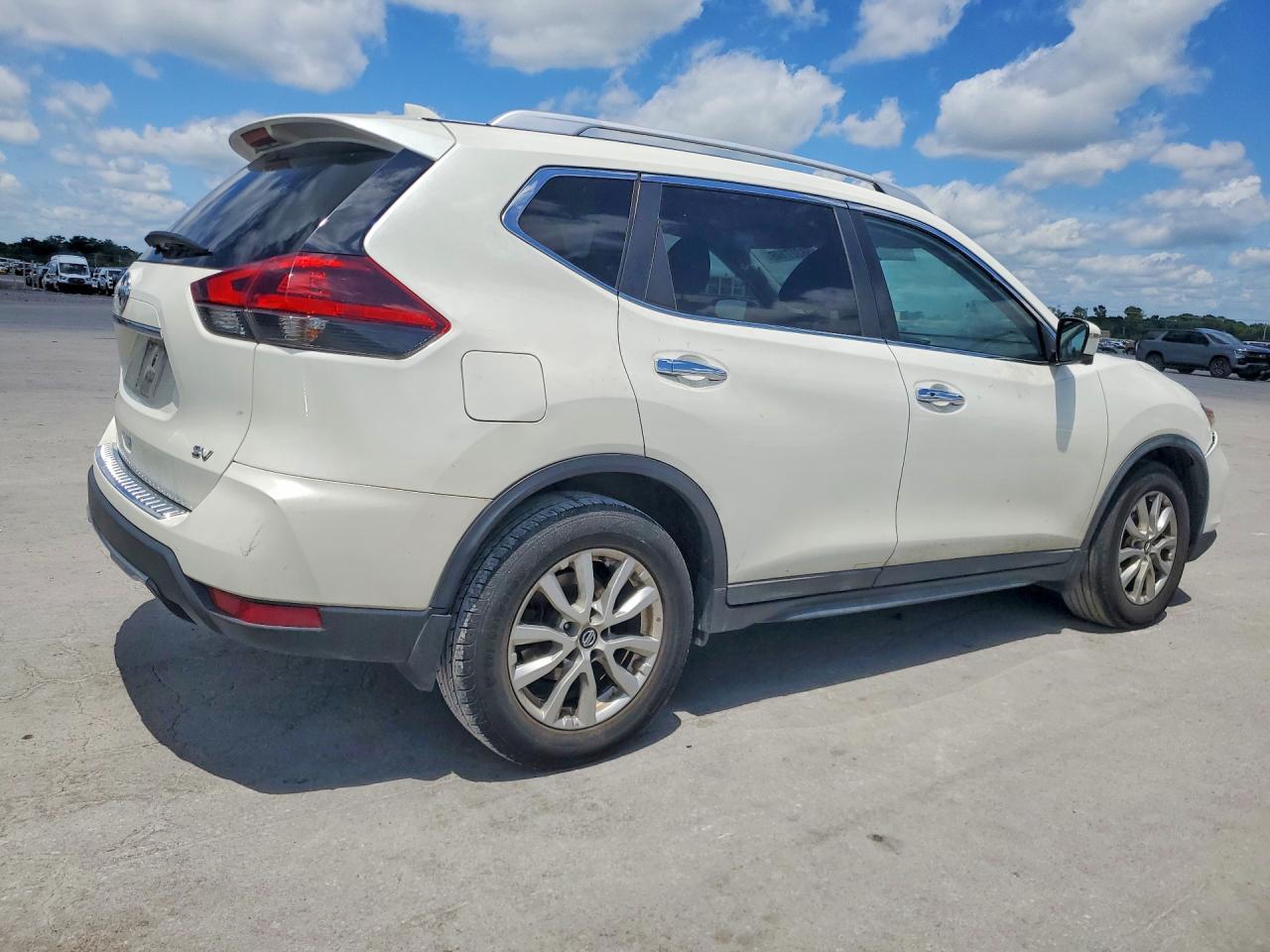2018 Nissan Rogue Sv - Фото 3