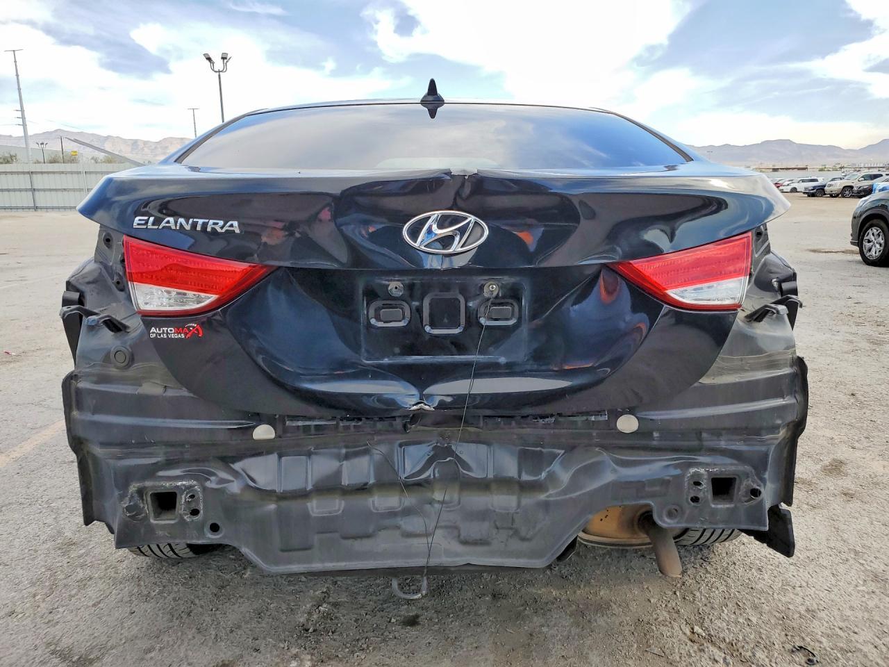 2013 Hyundai Elantra Gls - Фото 6