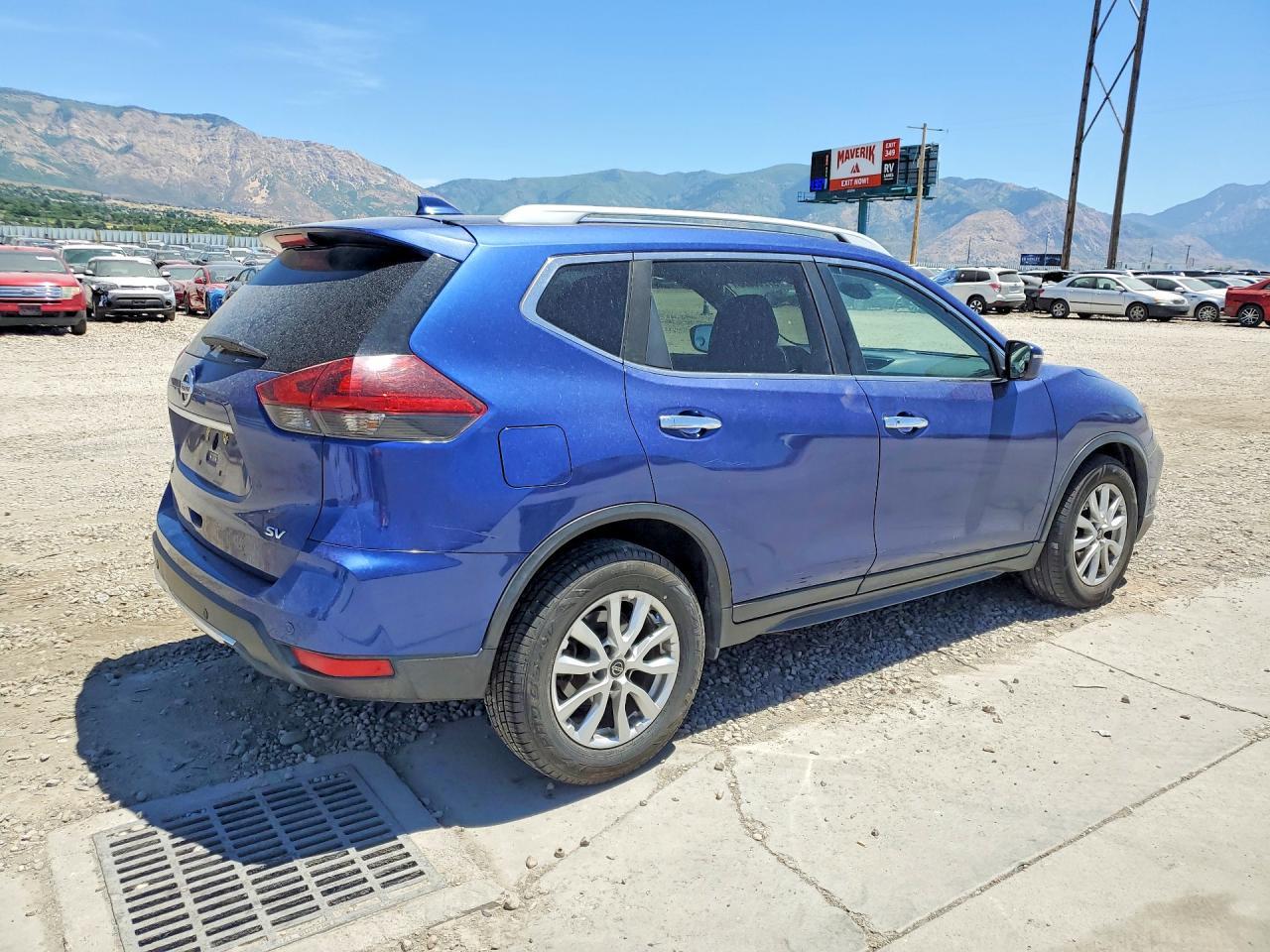 2019 Nissan Rogue Sv - Image 3