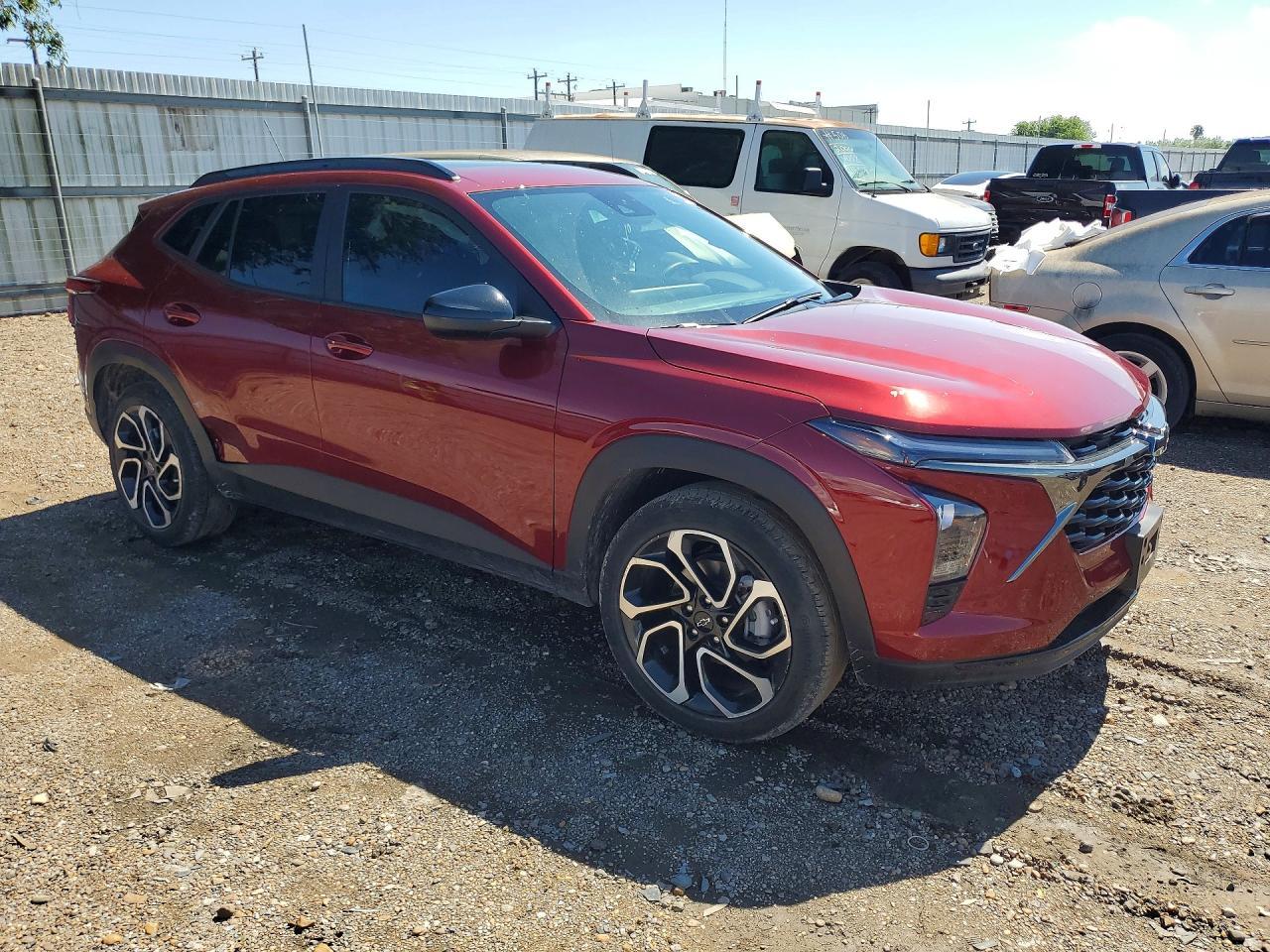 2025 Chevrolet Trax 2Rs - Image 4