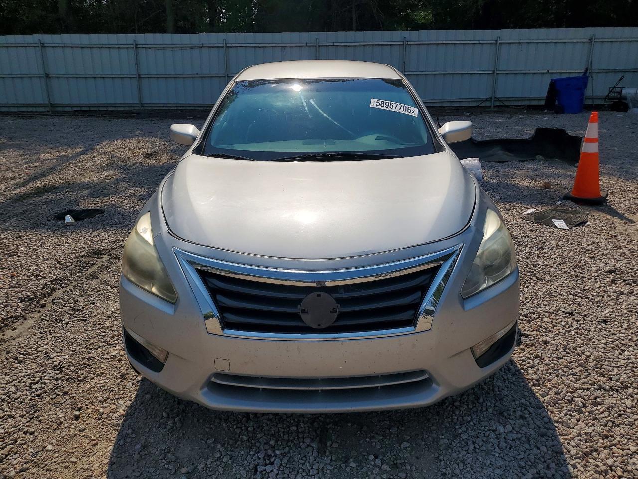 2015 Nissan Altima 2.5 S - Фото 5
