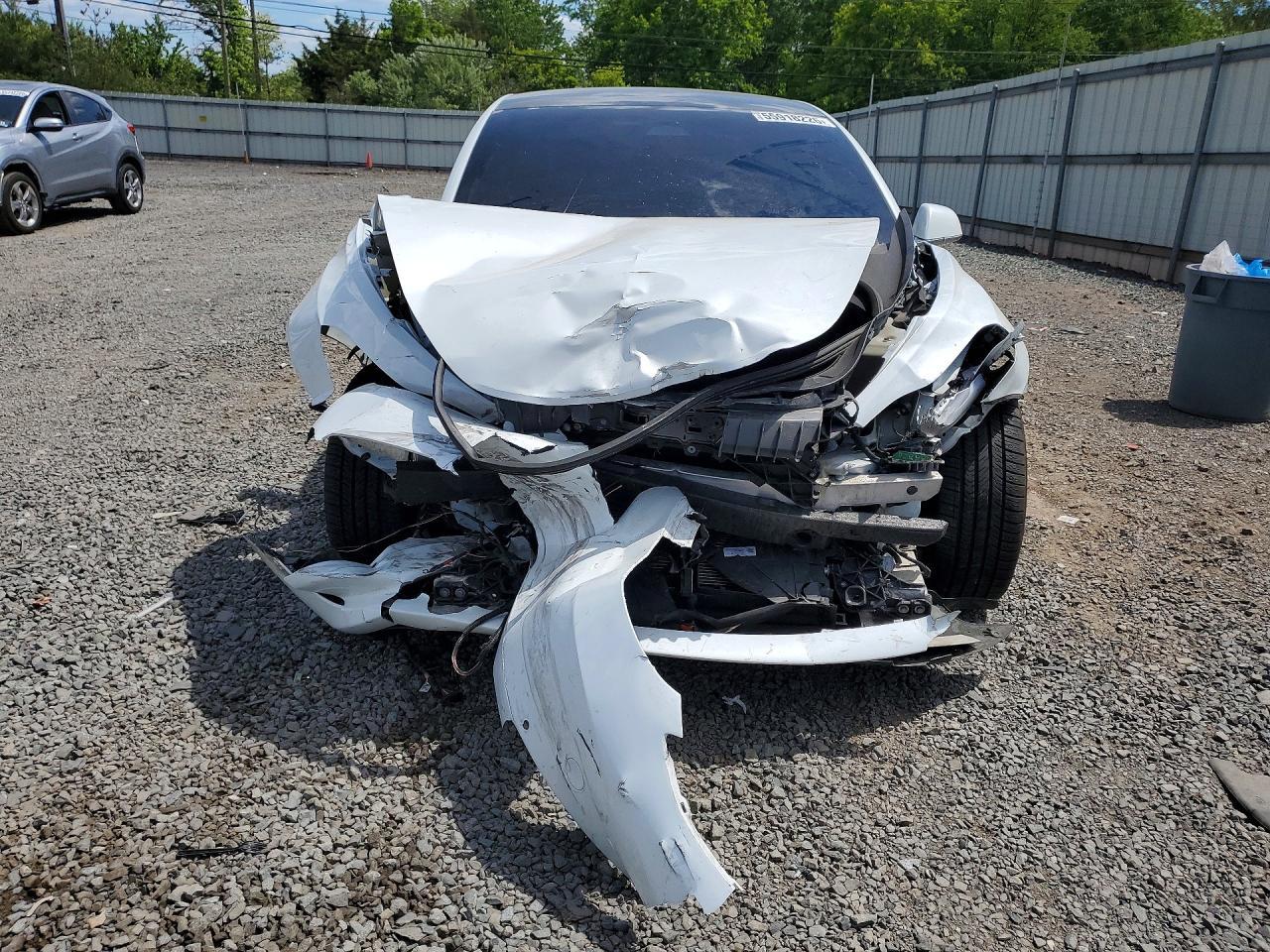 2020 Tesla Model 3 - Фото 5