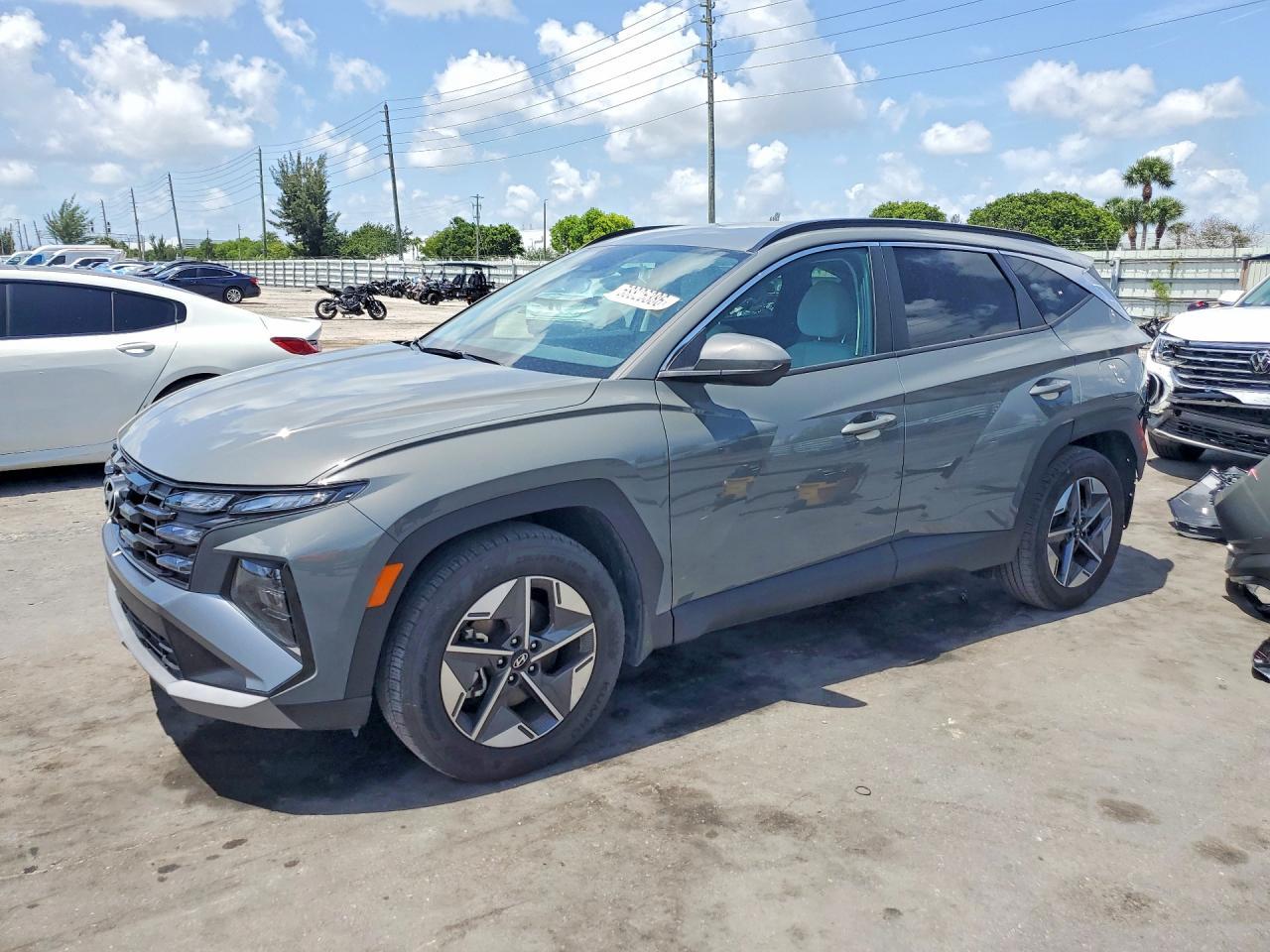 2025 Hyundai Tucson Sel
