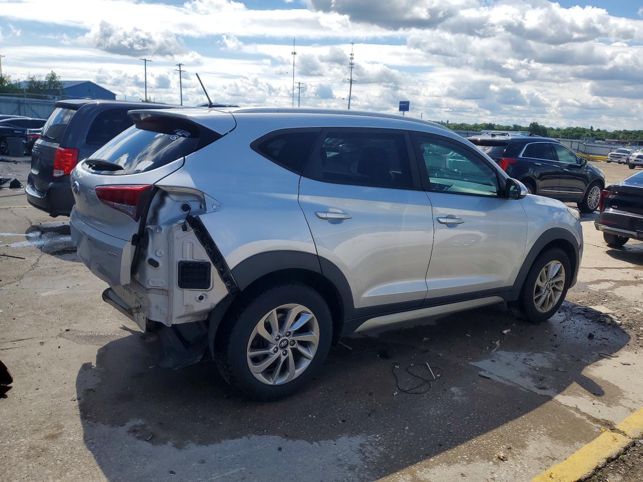 2017 Hyundai Tucson Se - Image 3