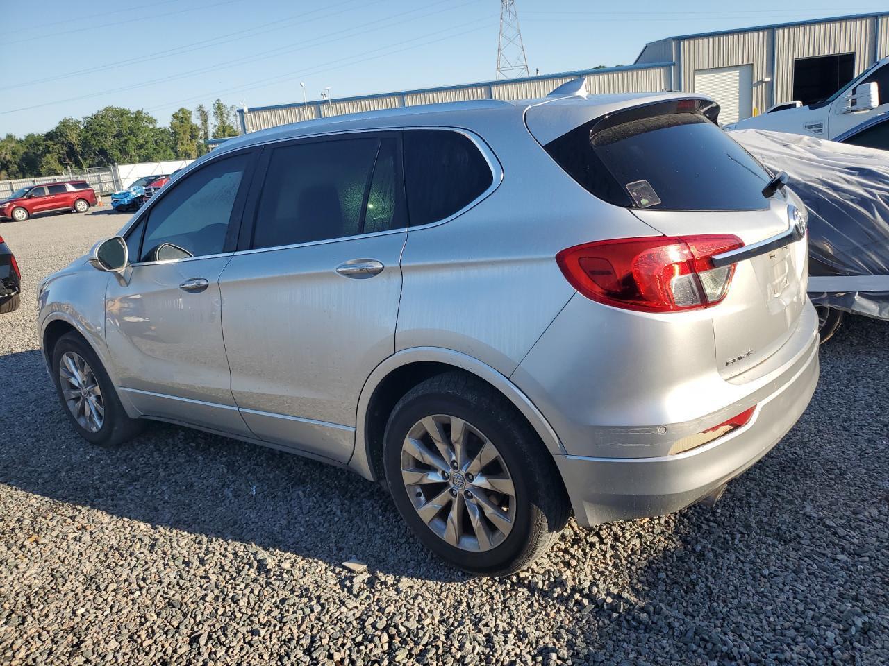 2017 Buick Envision Essence - Фото 2