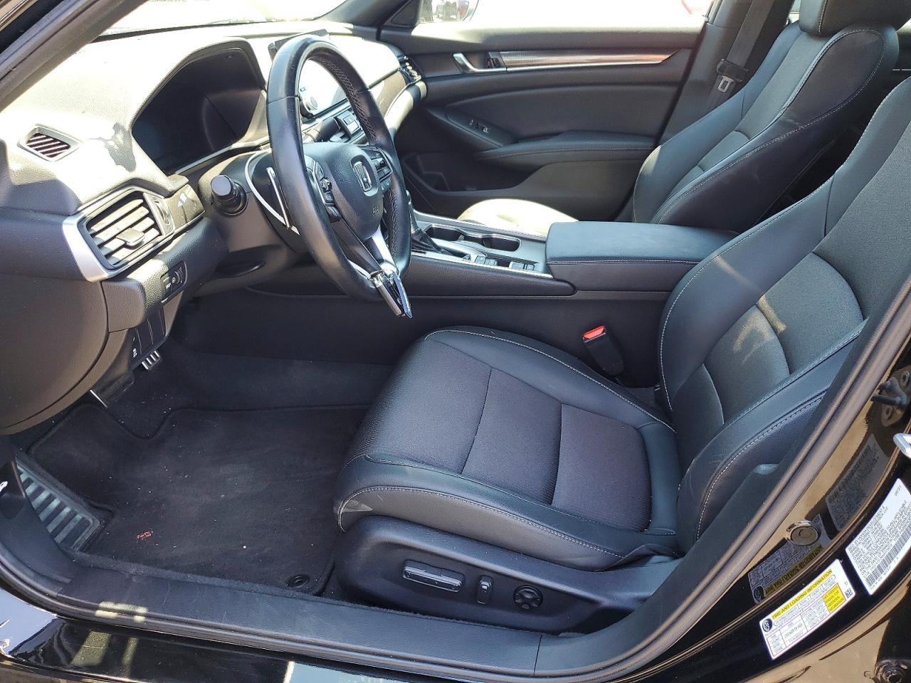 2021 Honda Accord Sport - Image 7