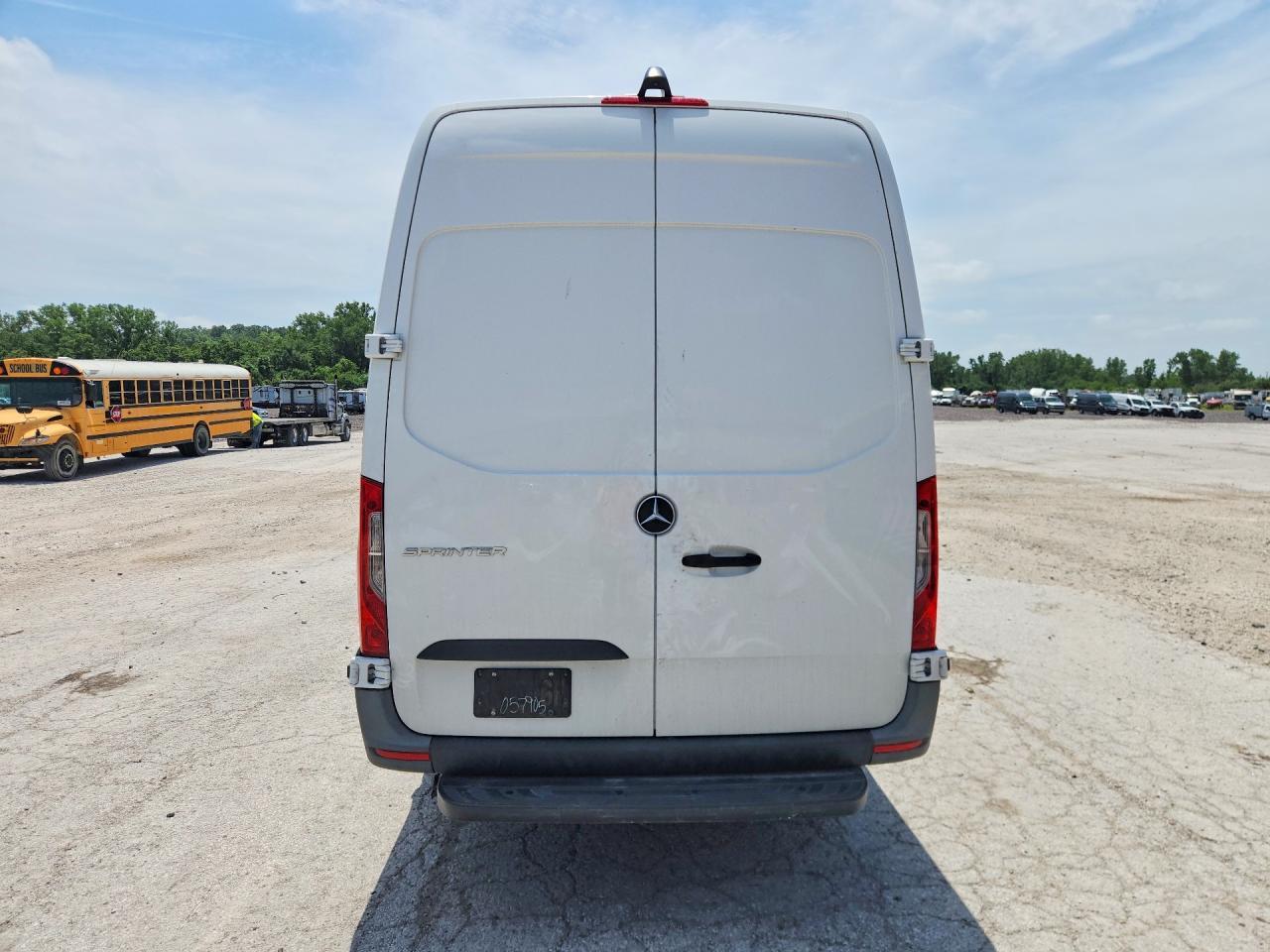2021 Mercedes-Benz Sprinter 2500 Delivery Van - Image 6