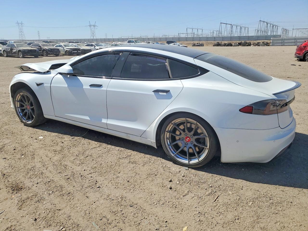 2021 Tesla Model S - Фото 2