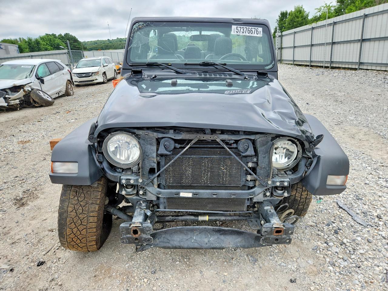 2020 Jeep Wrangler Unlimited Sahara - Фото 5