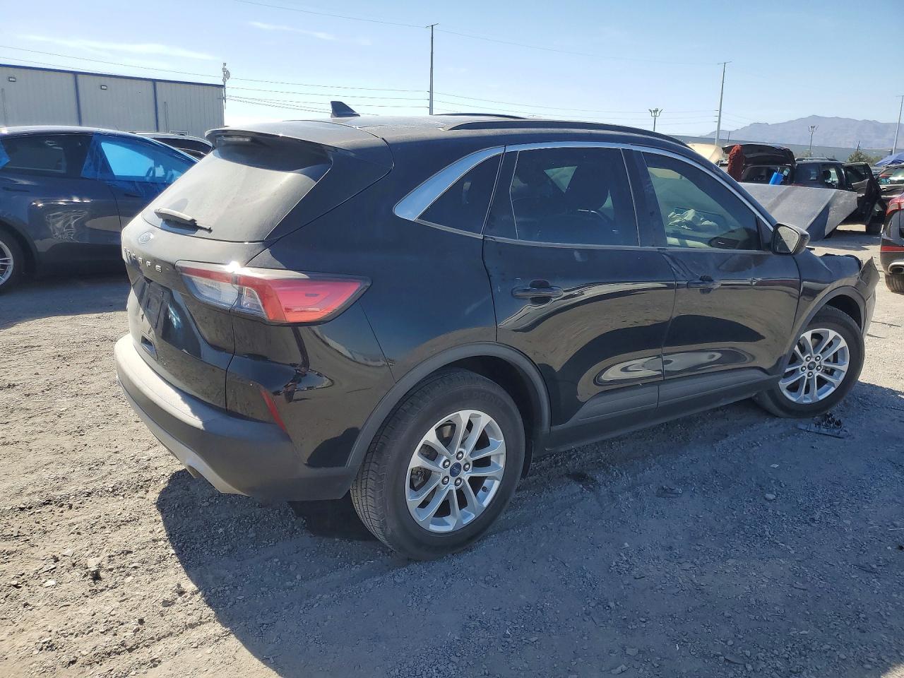 2020 Ford Escape Se - Image 3
