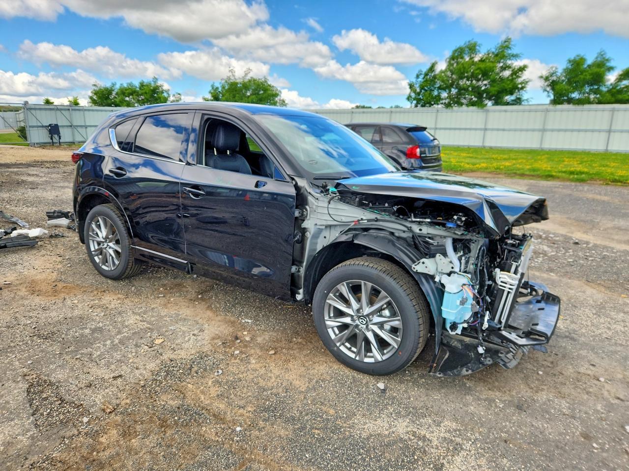 2025 Mazda Cx-5 Premium Plus - Image 4