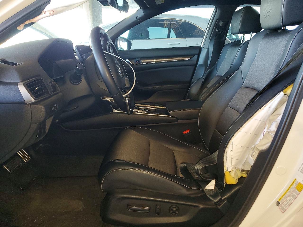 2018 Honda Accord Sport - Image 7