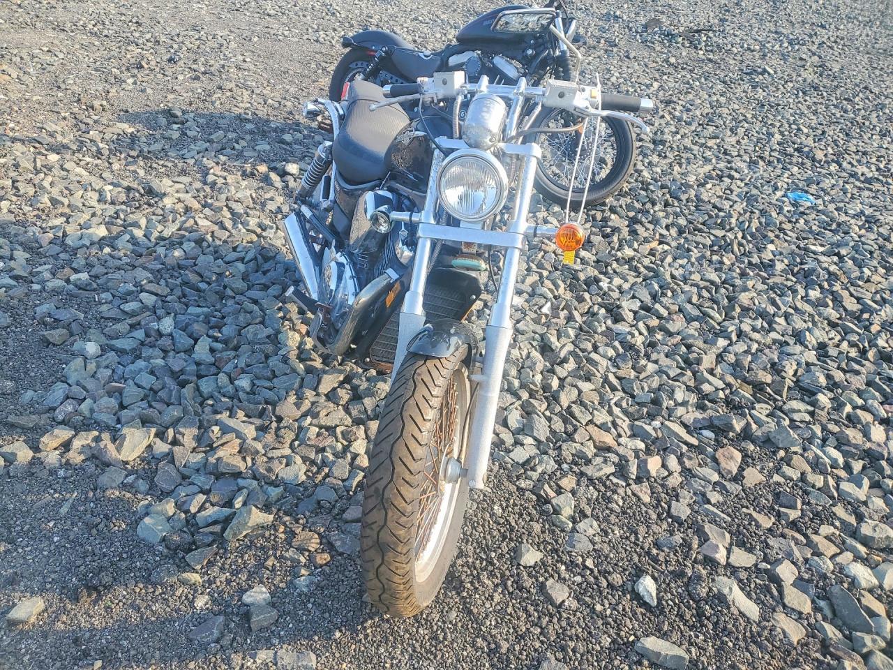 2007 Suzuki Vs800 - Image 2