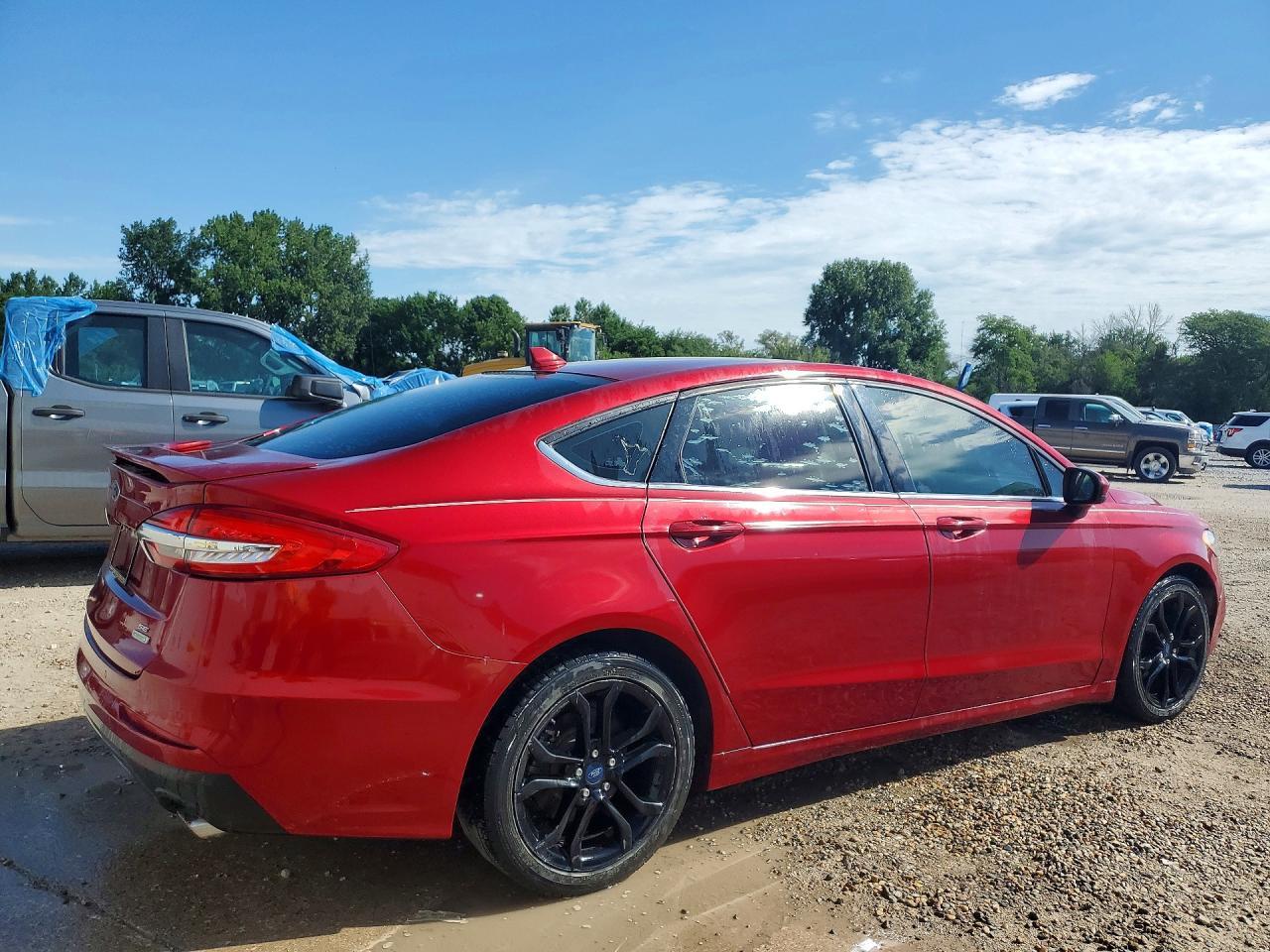2019 Ford Fusion Se - Фото 3