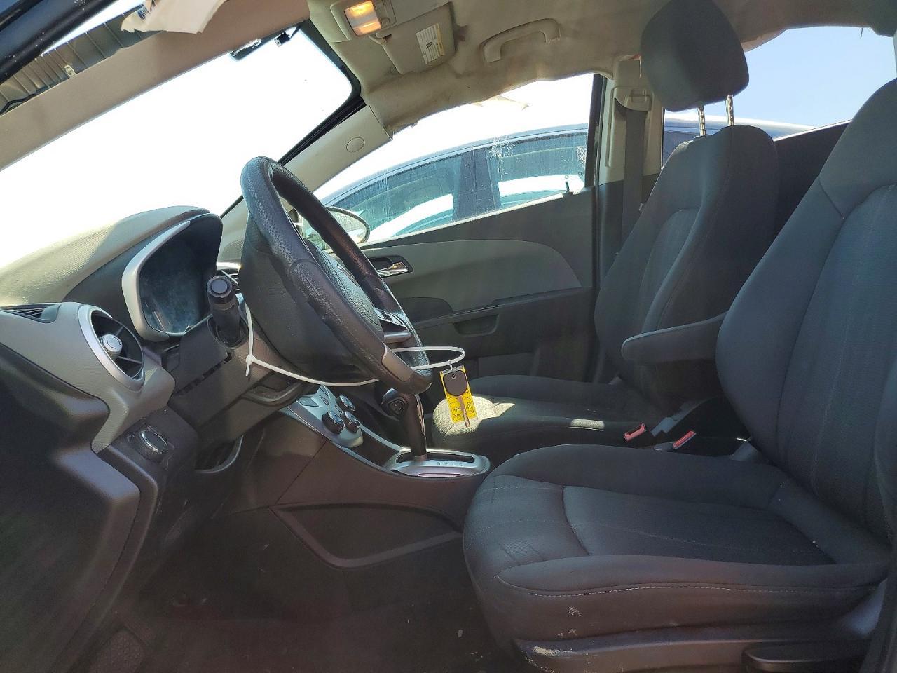 2017 Chevrolet Sonic Lt - Image 7
