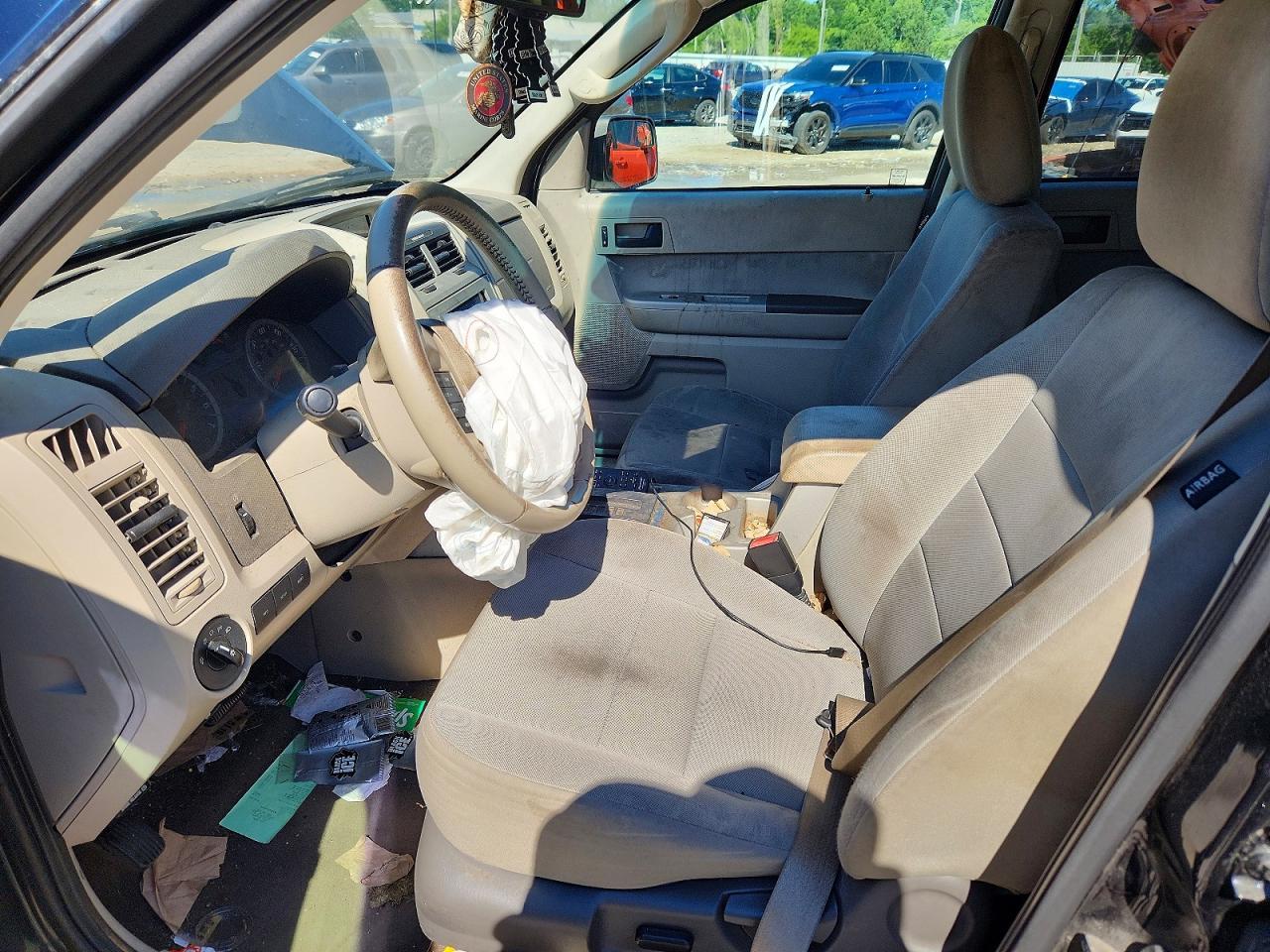 2011 Ford Escape Hybrid - Image 7
