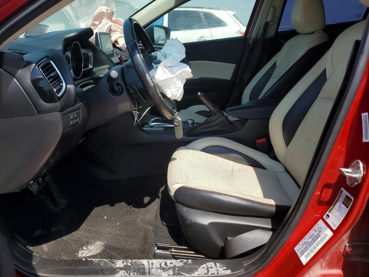 2016 Mazda 3 Grand Touring - Image 7