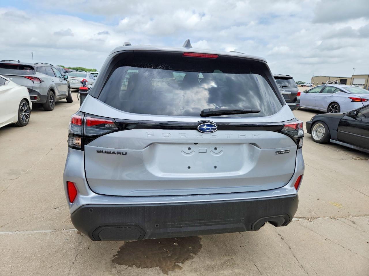 2025 Subaru Forester Touring - Image 6