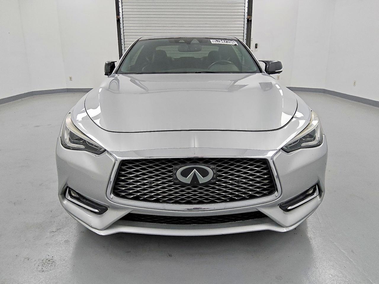 2017 Infiniti Q60 Red Sport 400 - Image 5