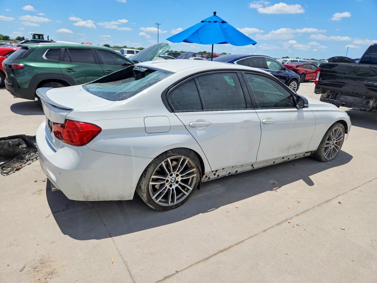 2013 BMW 335 I - Фото 3