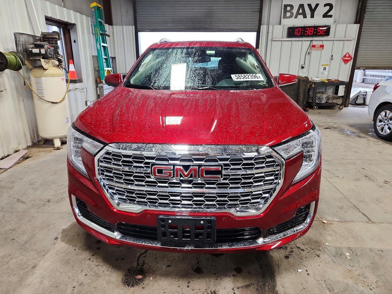 2023 GMC Terrain Denali - Фото 5