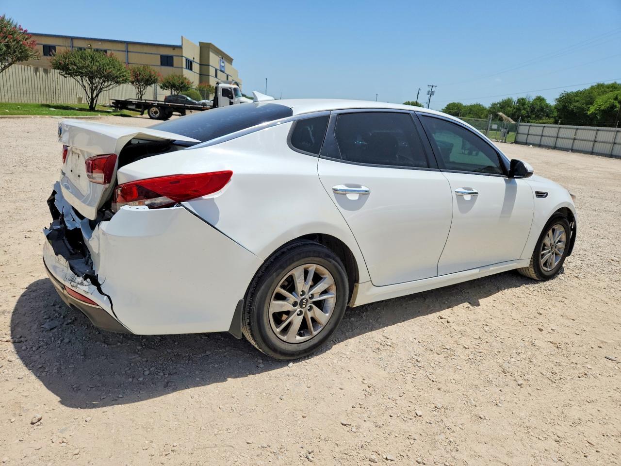 2016 Kia Optima Lx - Image 3