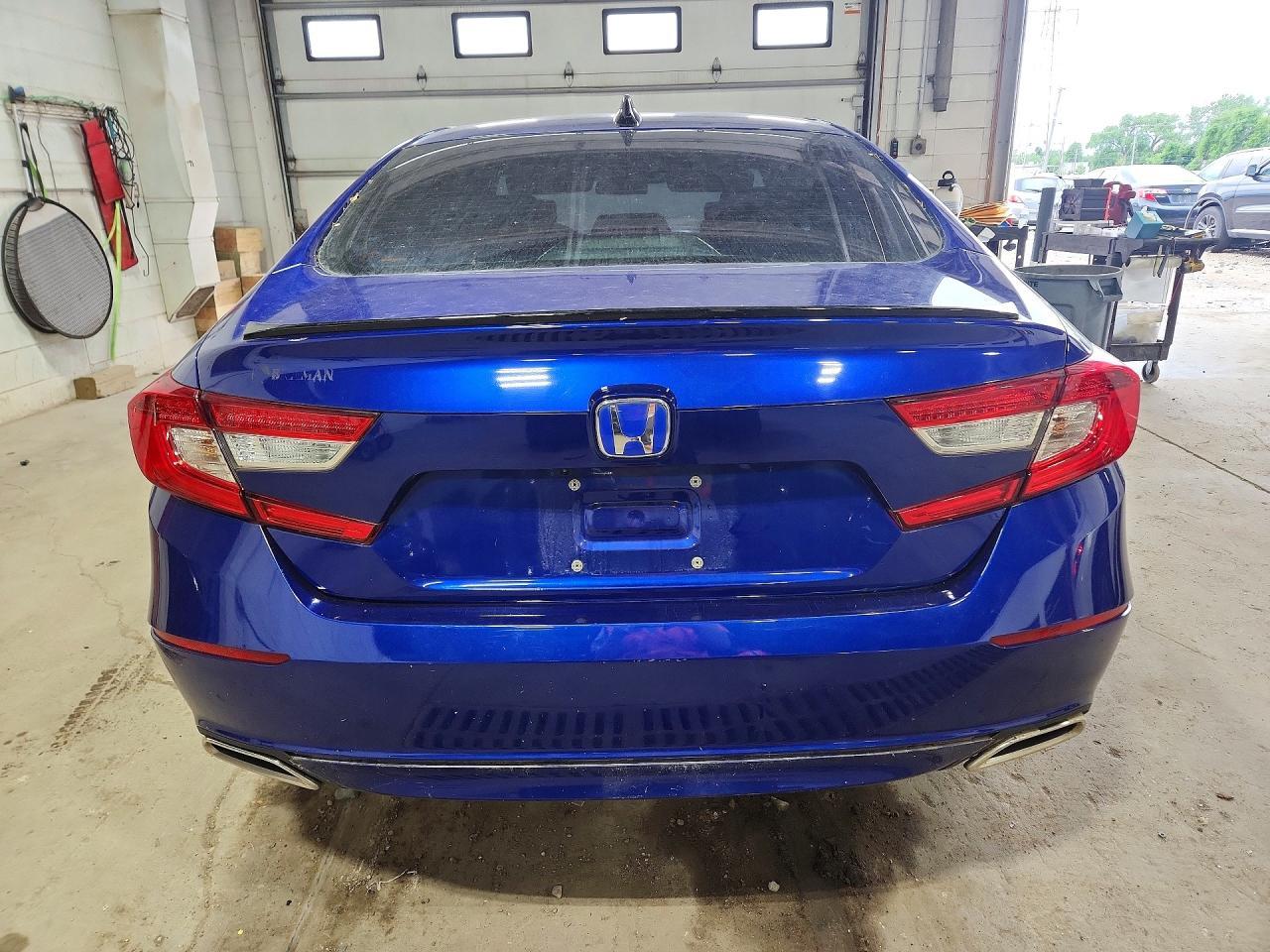 2022 Honda Accord Sport - Фото 6