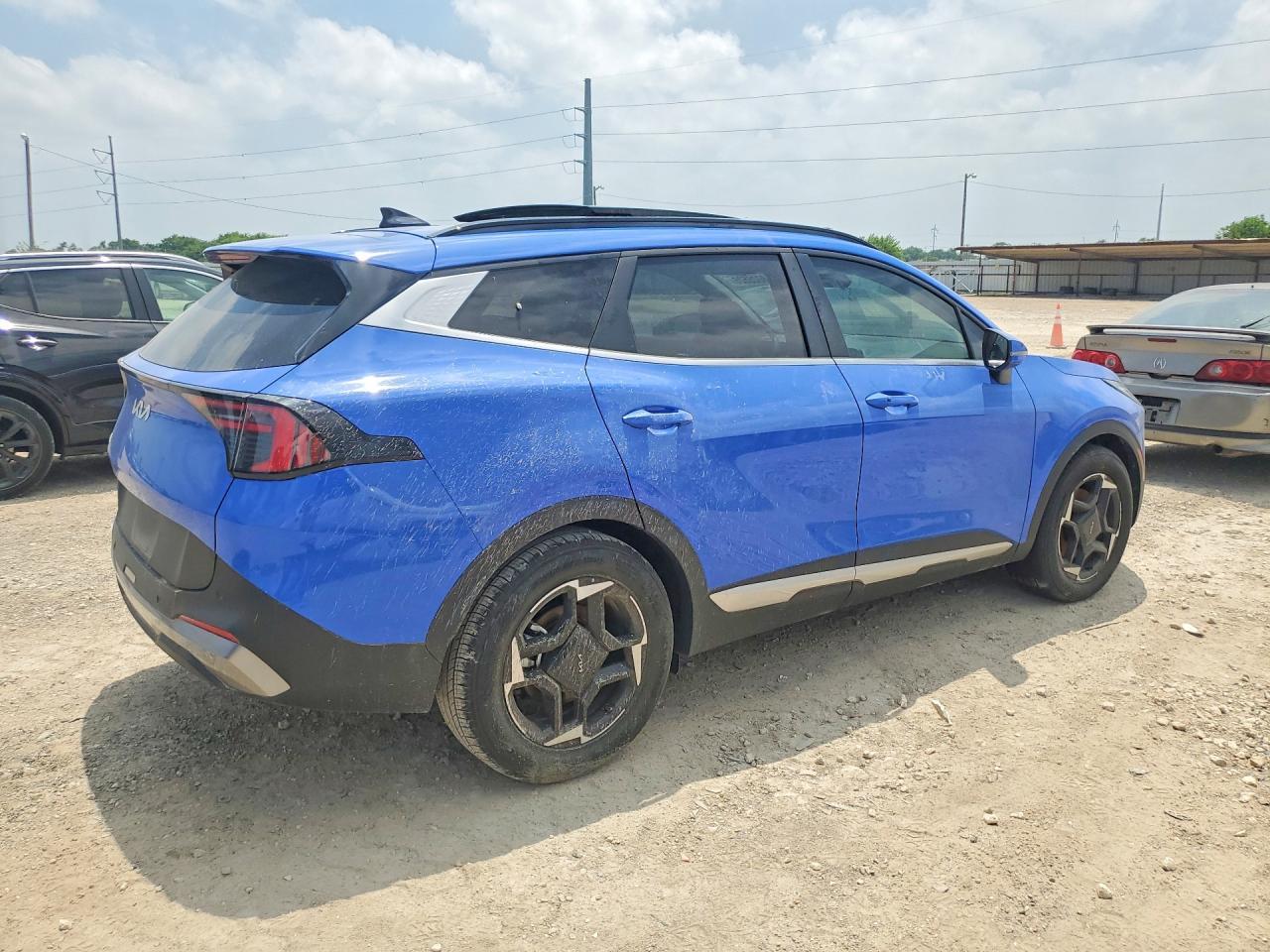 2026 Kia Sportage Ex - Image 3