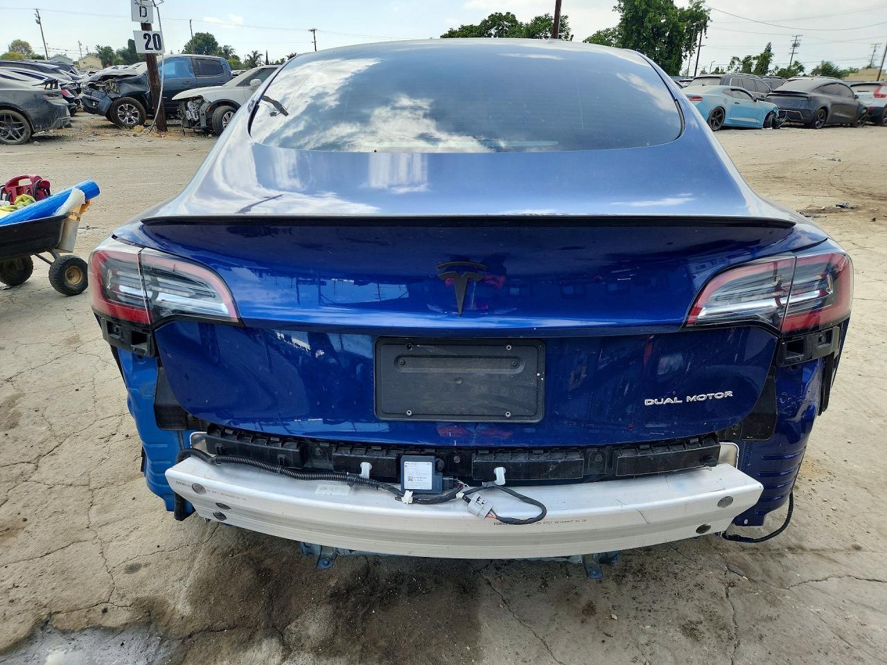 2022 Tesla Model 3 - Фото 6