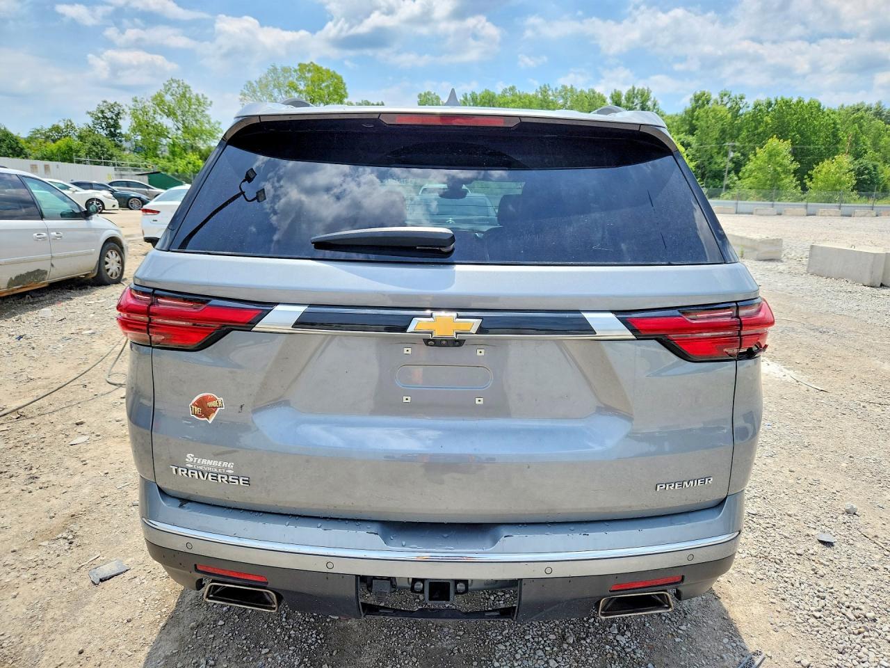 2023 Chevrolet Traverse Premier - Фото 6
