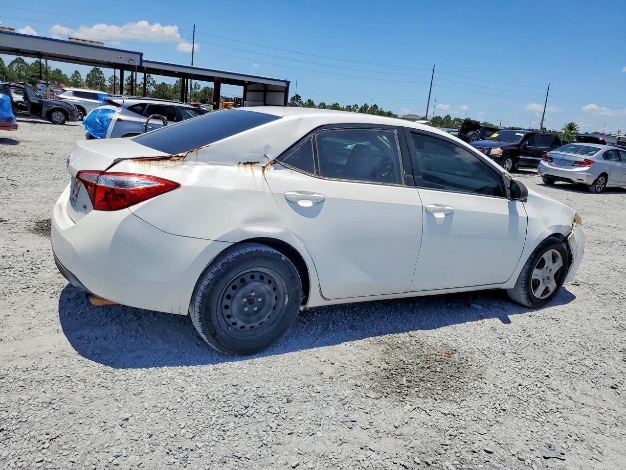 2014 Toyota Corolla Le - Фото 3