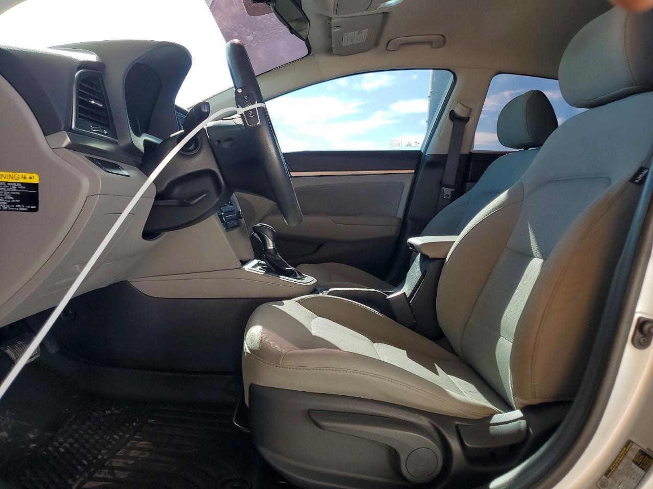 2017 Hyundai Elantra Se - Фото 7