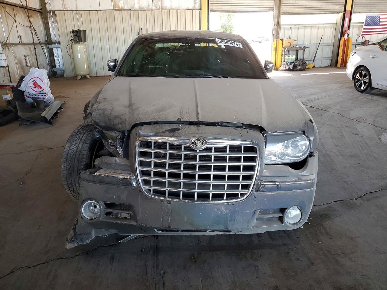 2007 Chrysler 300C - Фото 5