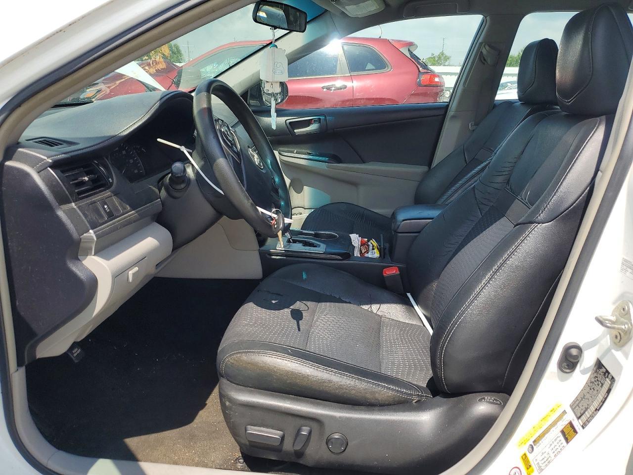2014 Toyota Camry Le - Фото 7