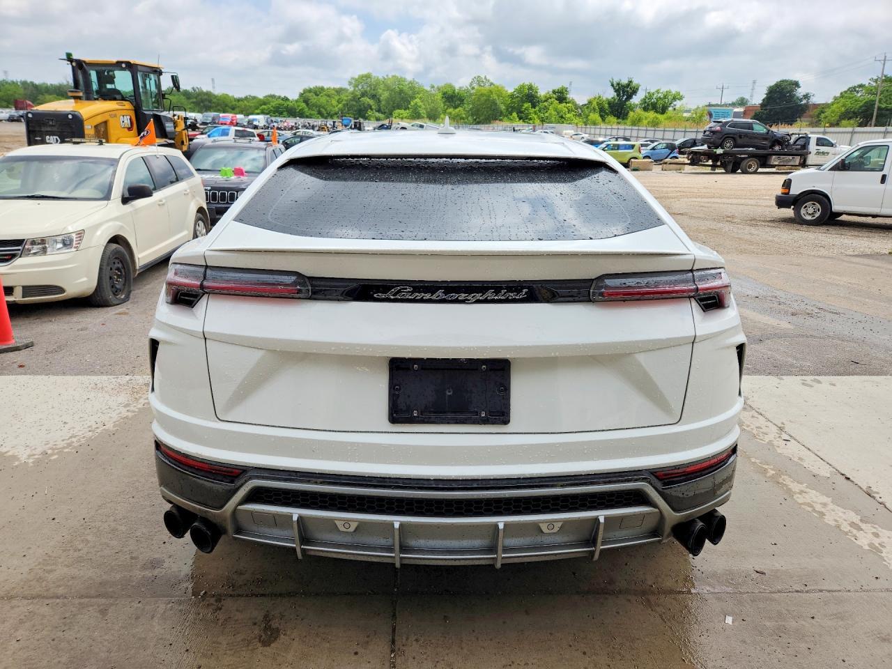 2019 Lamborghini Urus - Image 6
