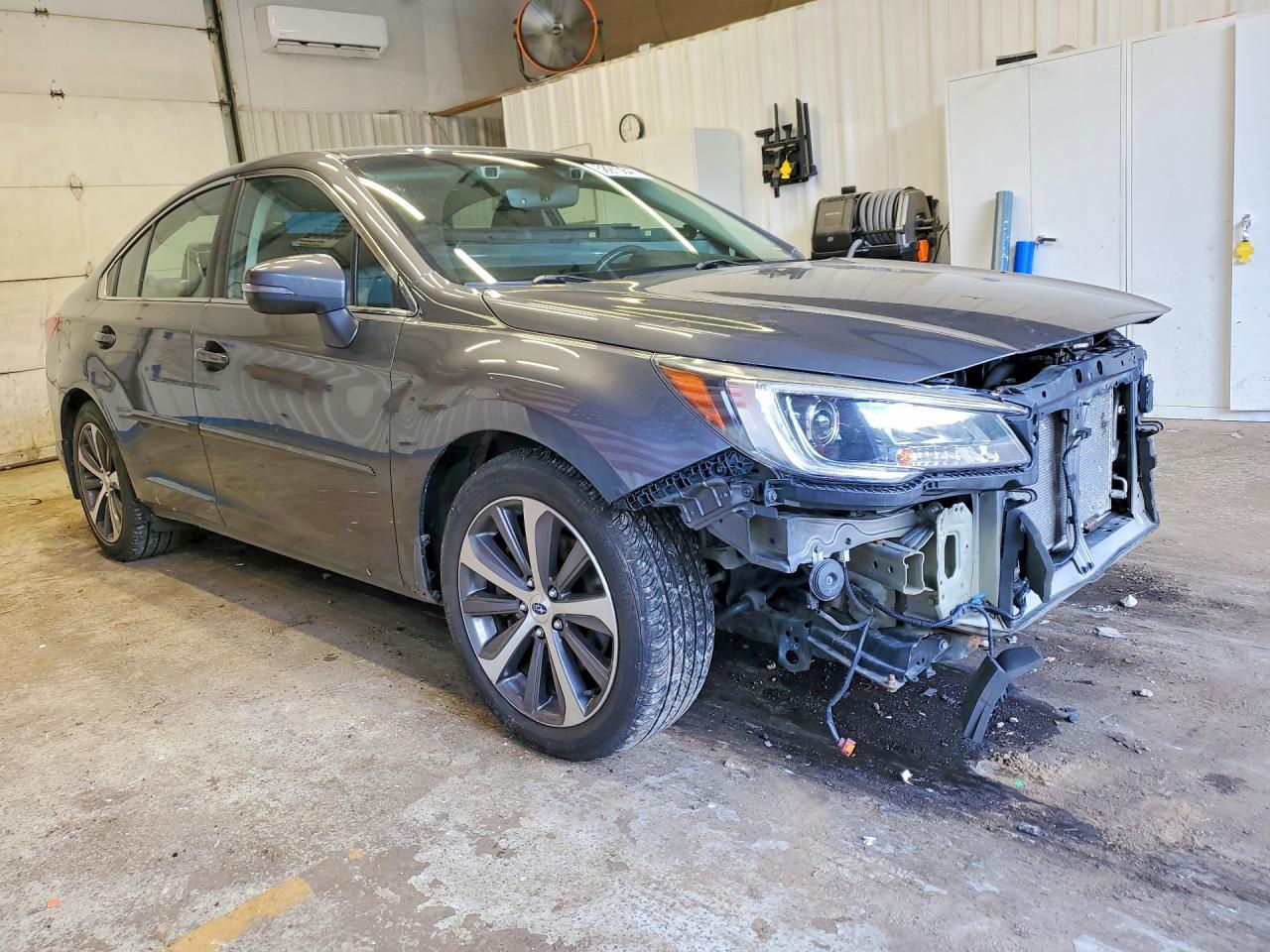 2019 Subaru Legacy 3.6R Limited - Фото 4