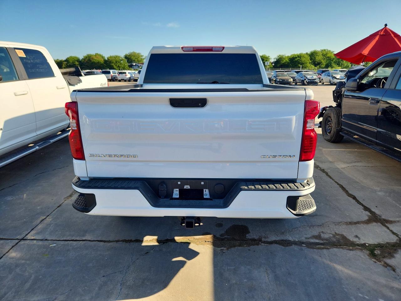 2026 Chevrolet Silverado C1500 Custom - Image 6