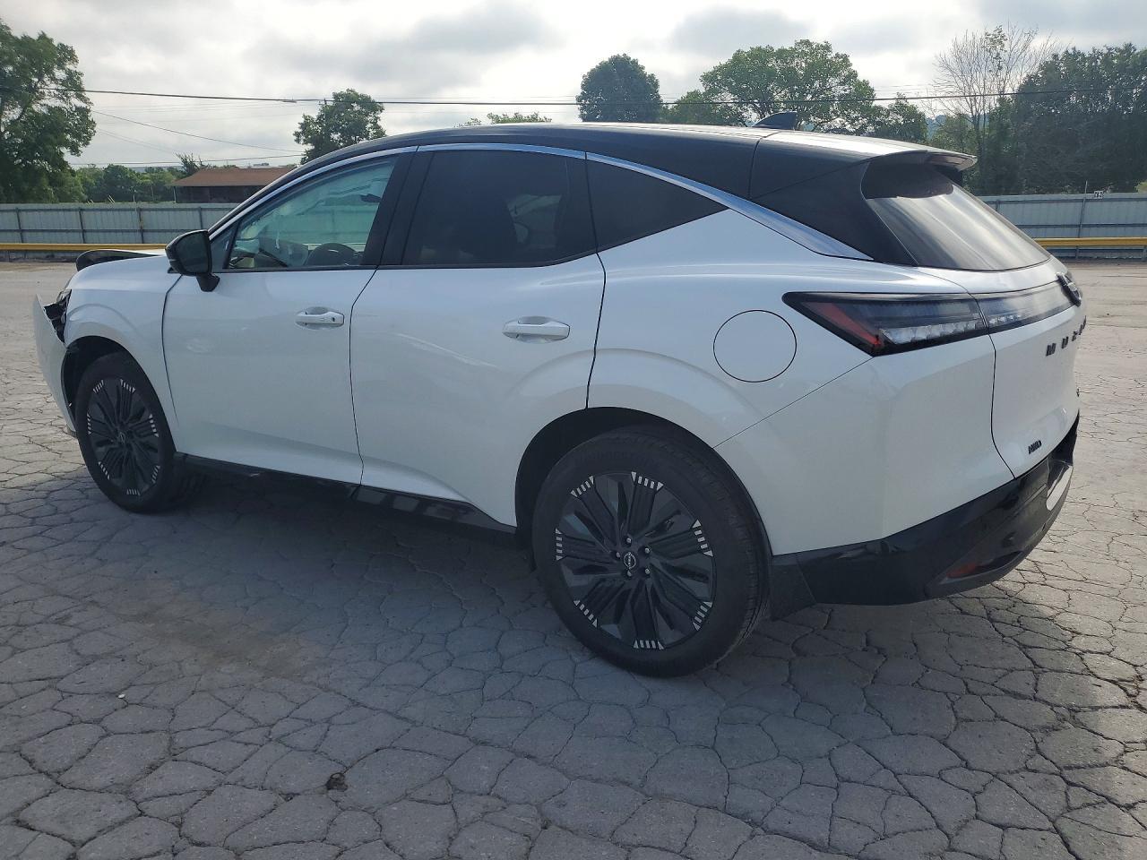 2026 Nissan Murano Platinum - Image 2
