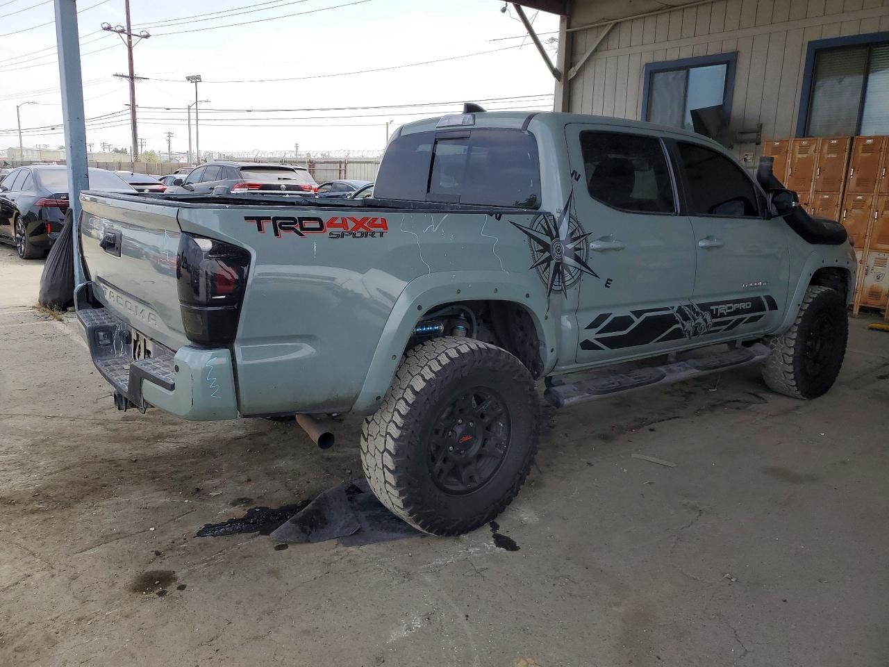 2023 Toyota Tacoma Trd Pro - Image 3