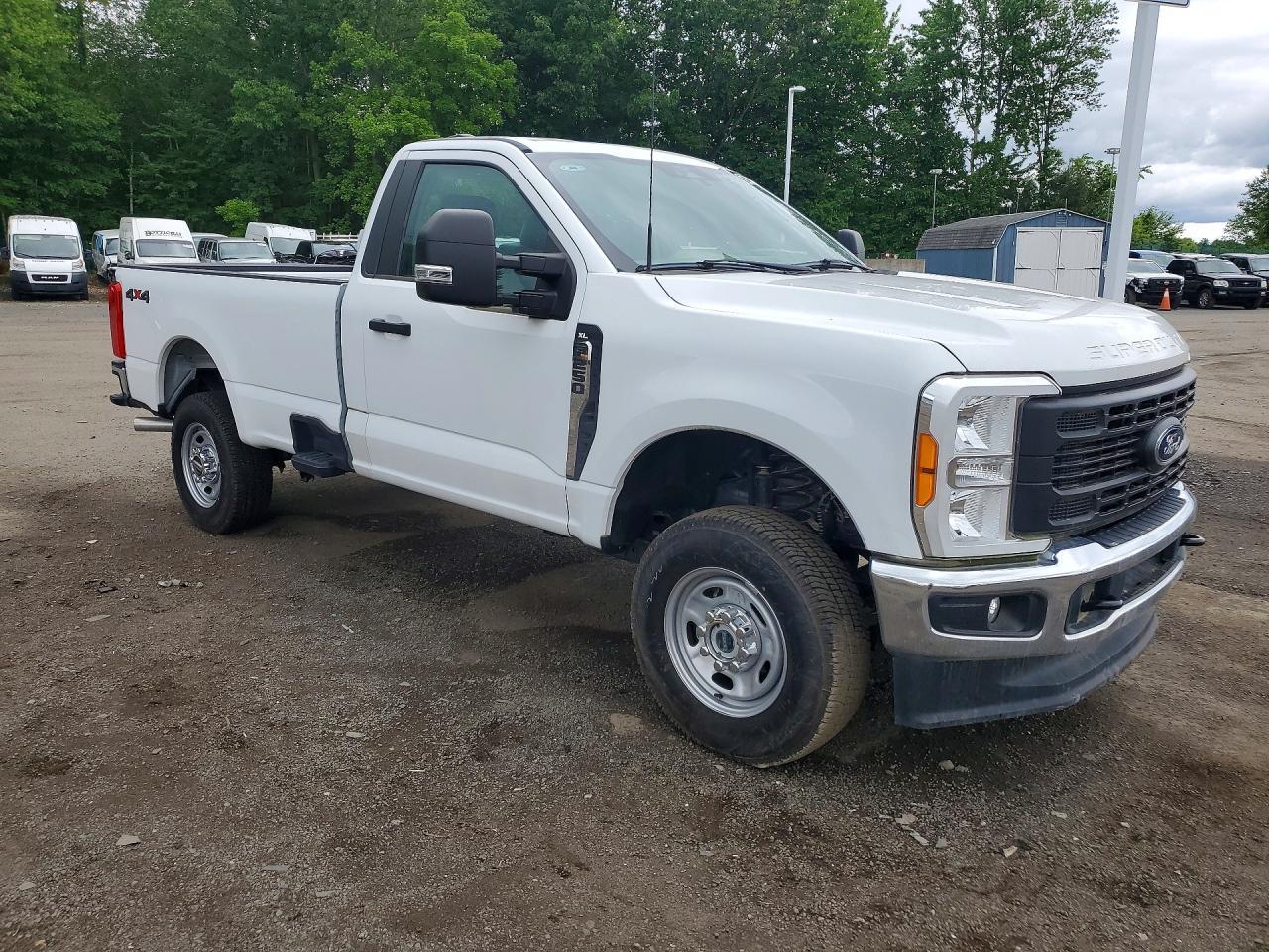 2023 Ford F250 Super Duty - Фото 4