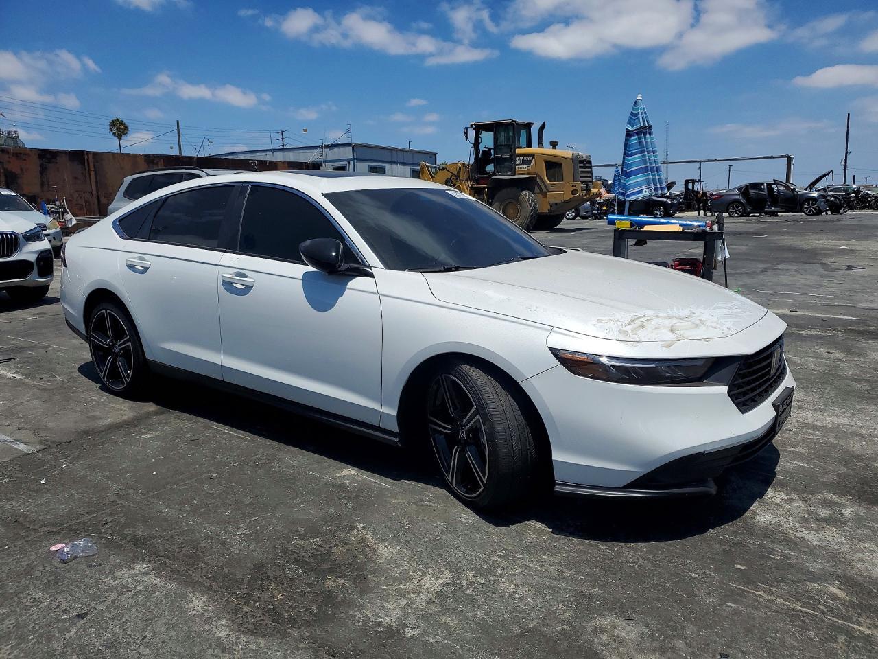 2025 Honda Accord Hybrid Sport - Image 4
