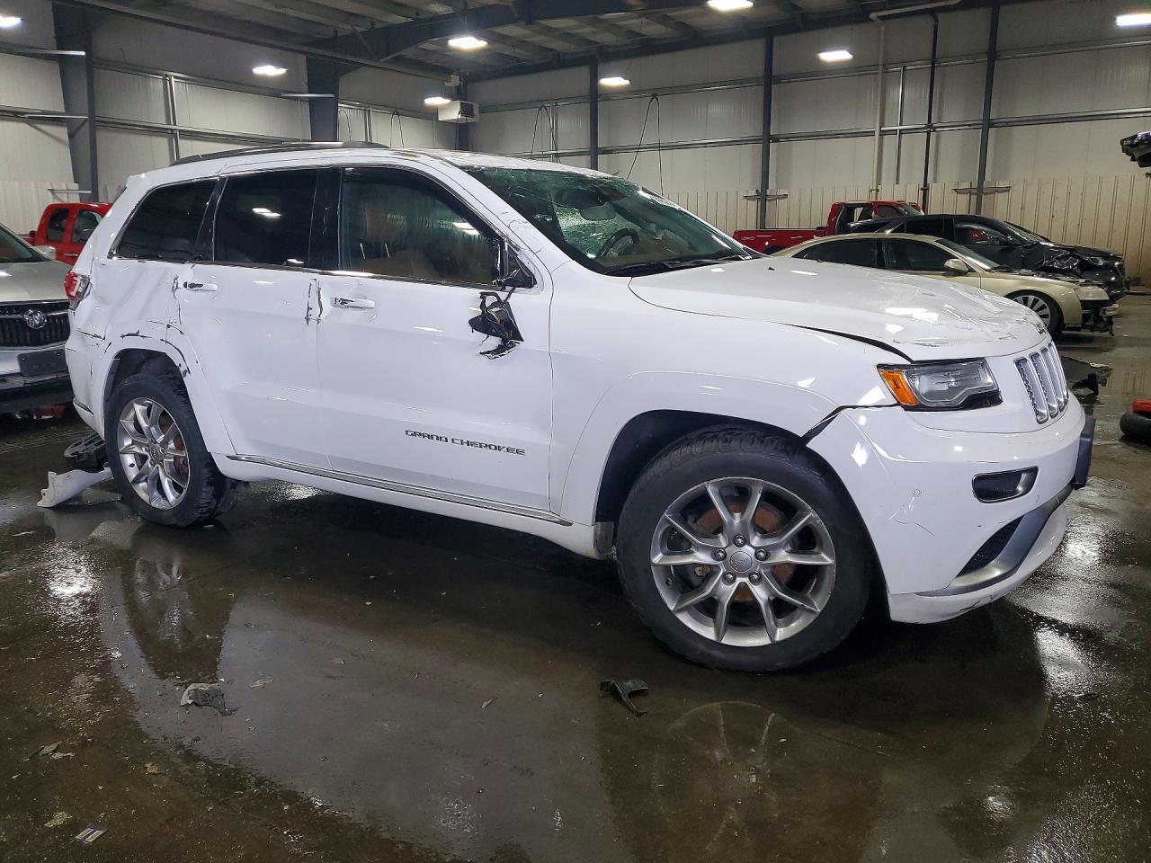 2016 Jeep Grand Cherokee Summit - Image 4