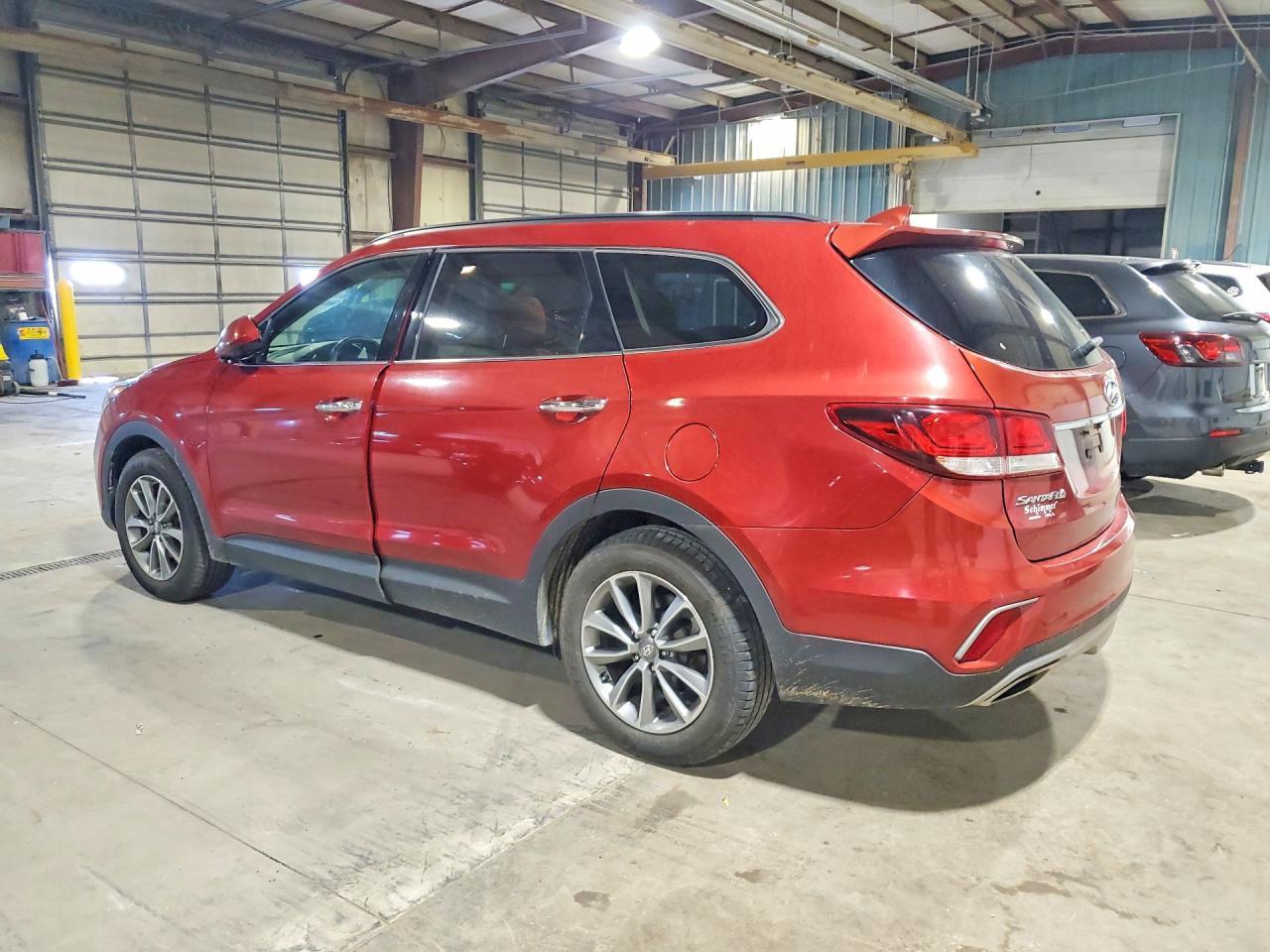 2018 Hyundai Santa Fe Se - Фото 2