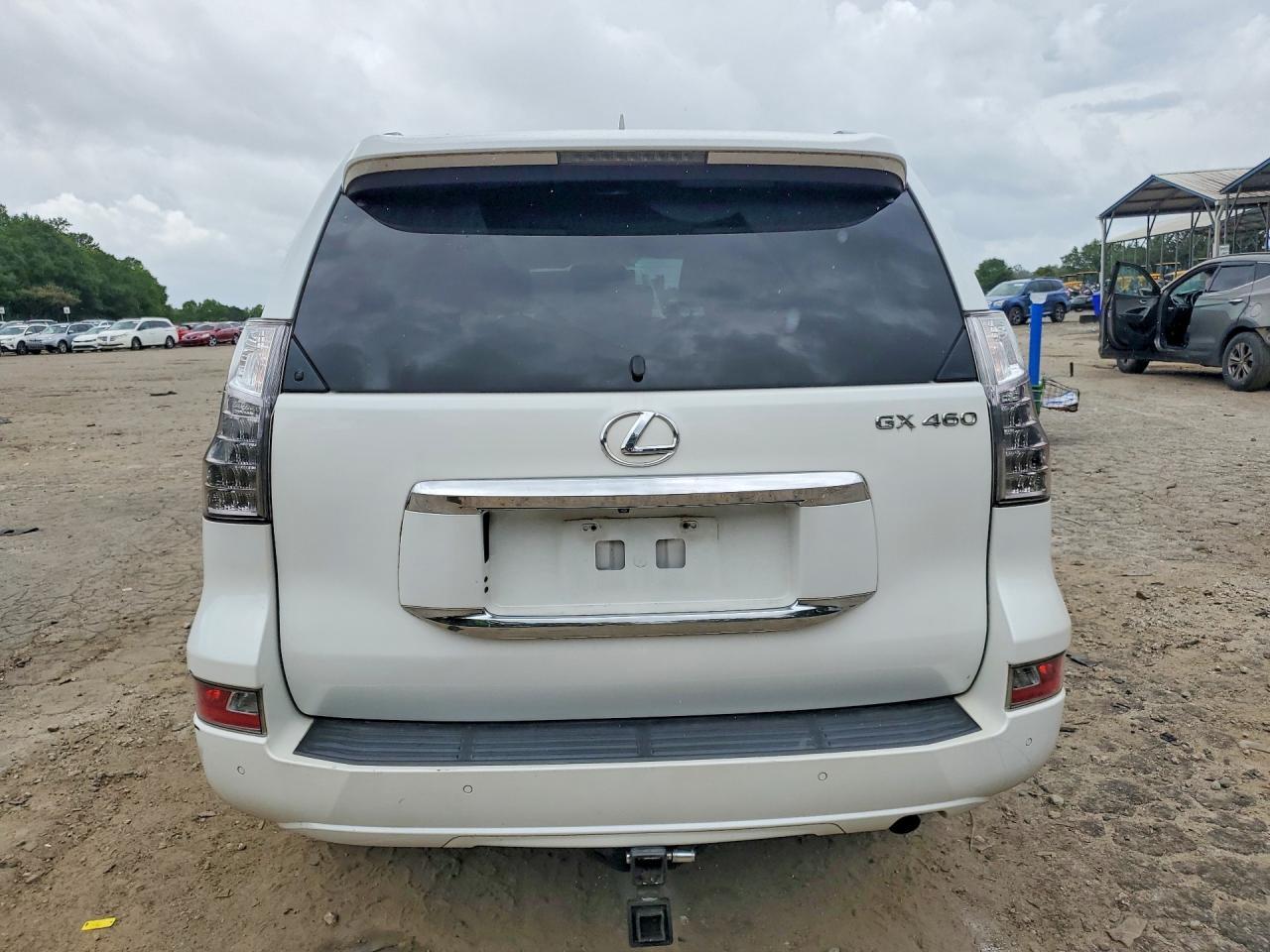 2014 Lexus Gx 460 Premium - Image 6