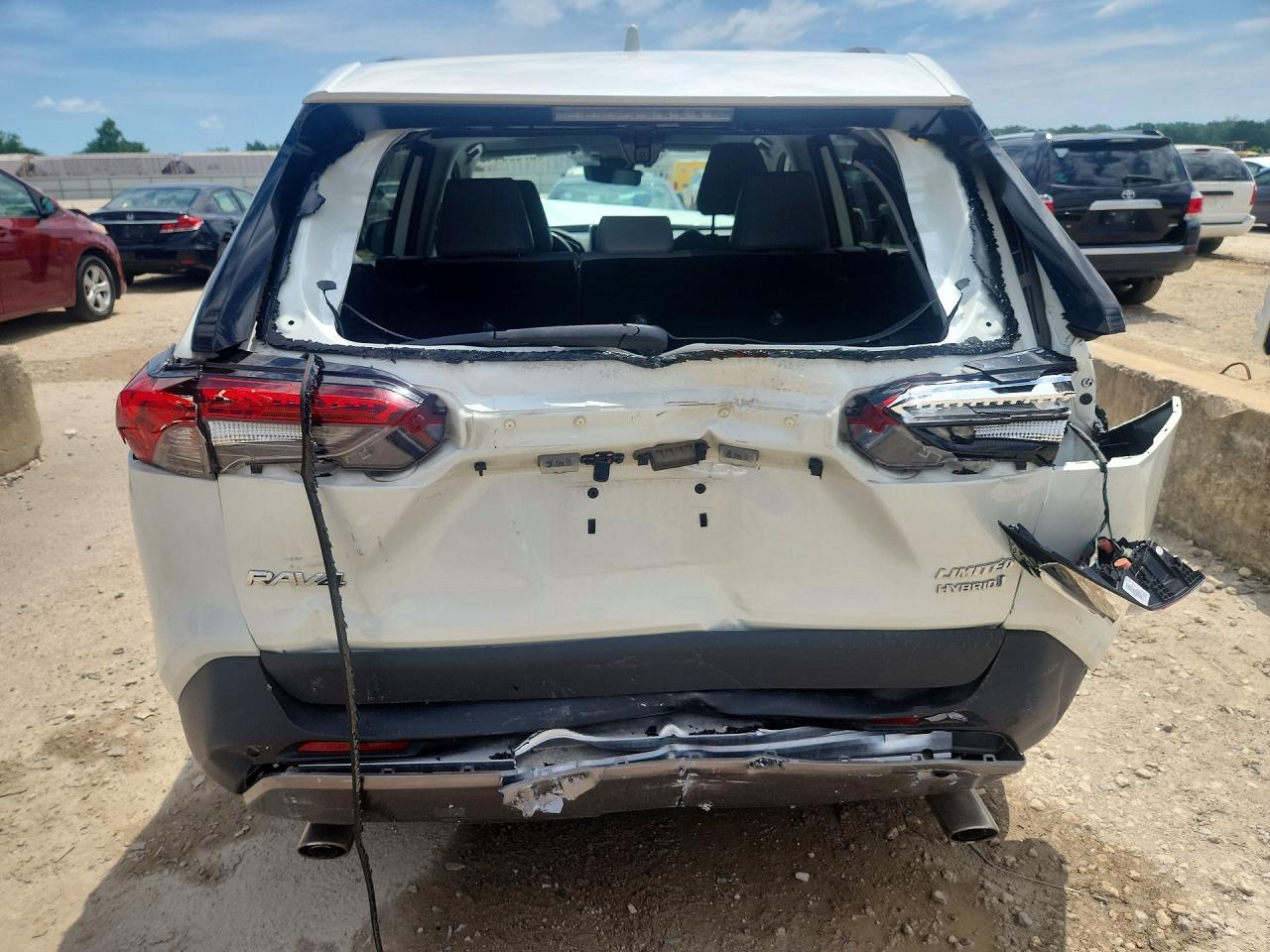 2020 Toyota Rav4 Limited - Фото 6