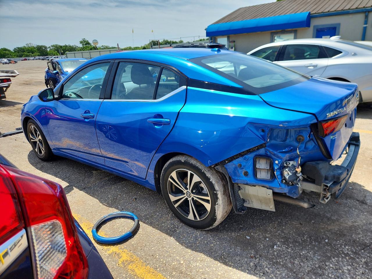 2022 Nissan Sentra Sv - Image 2